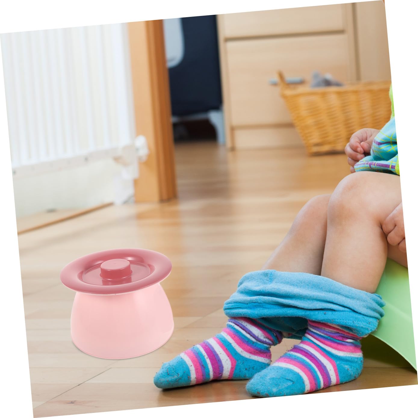 Tragbares Kinder Nachttöpfchen aus Kunststoff mit Deckel und Griff, Rosa
