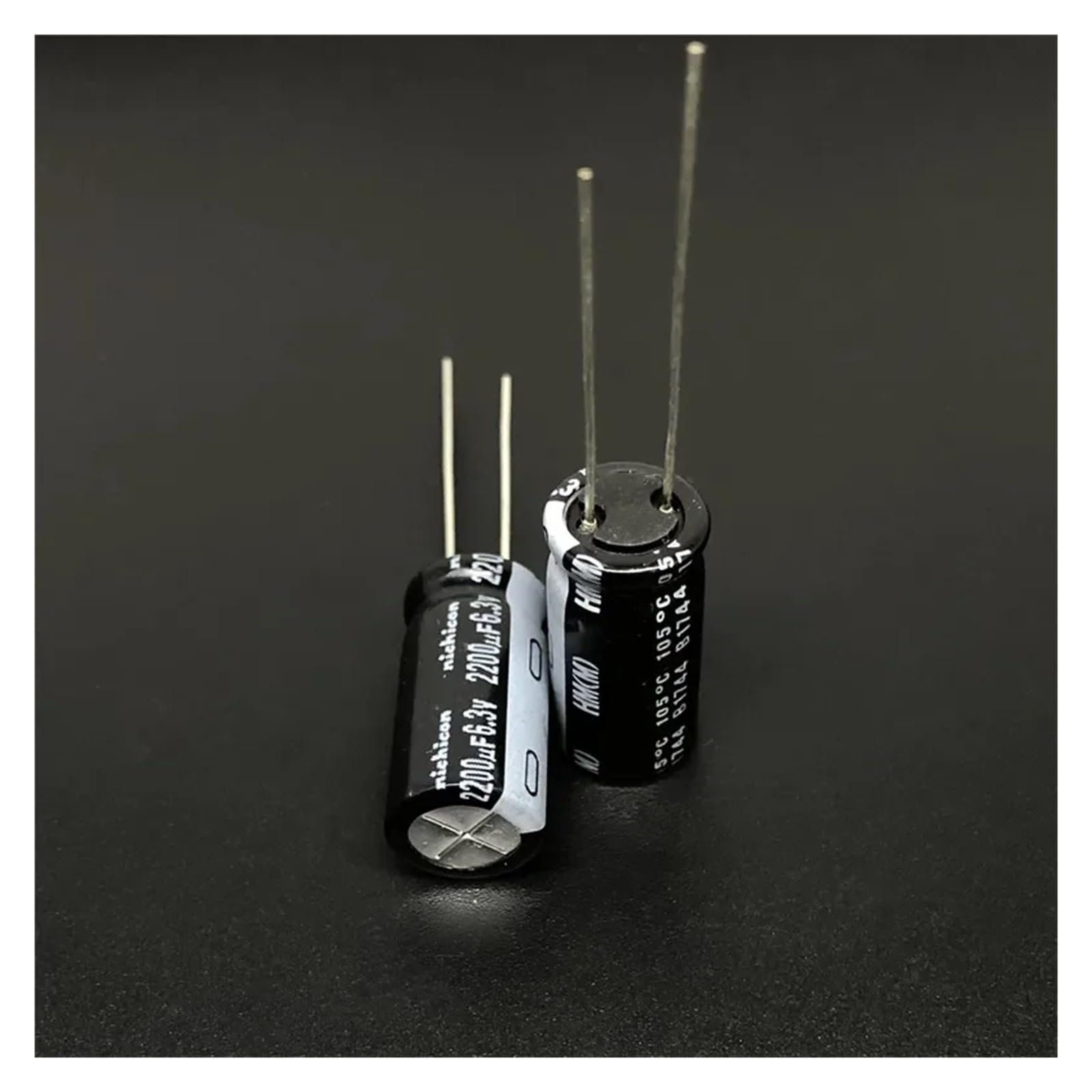 5 szt./50 szt. 2200uF 6,3 V niska impedancja 10 x 20 mm 6,3 V 2200uF kondensator płyty głównej IDGTTLDF (50 szt.)