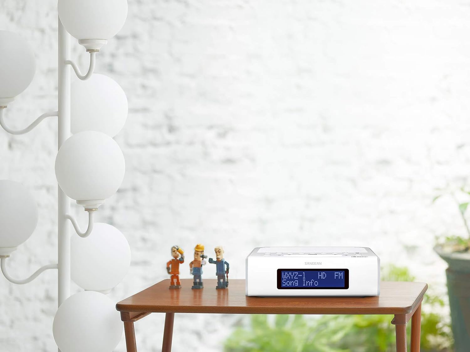 Sangean HDR-15 HD AM/FM-RBDS Digital Tuning Clock Radio with USB Phone Charging, White (Renewed)