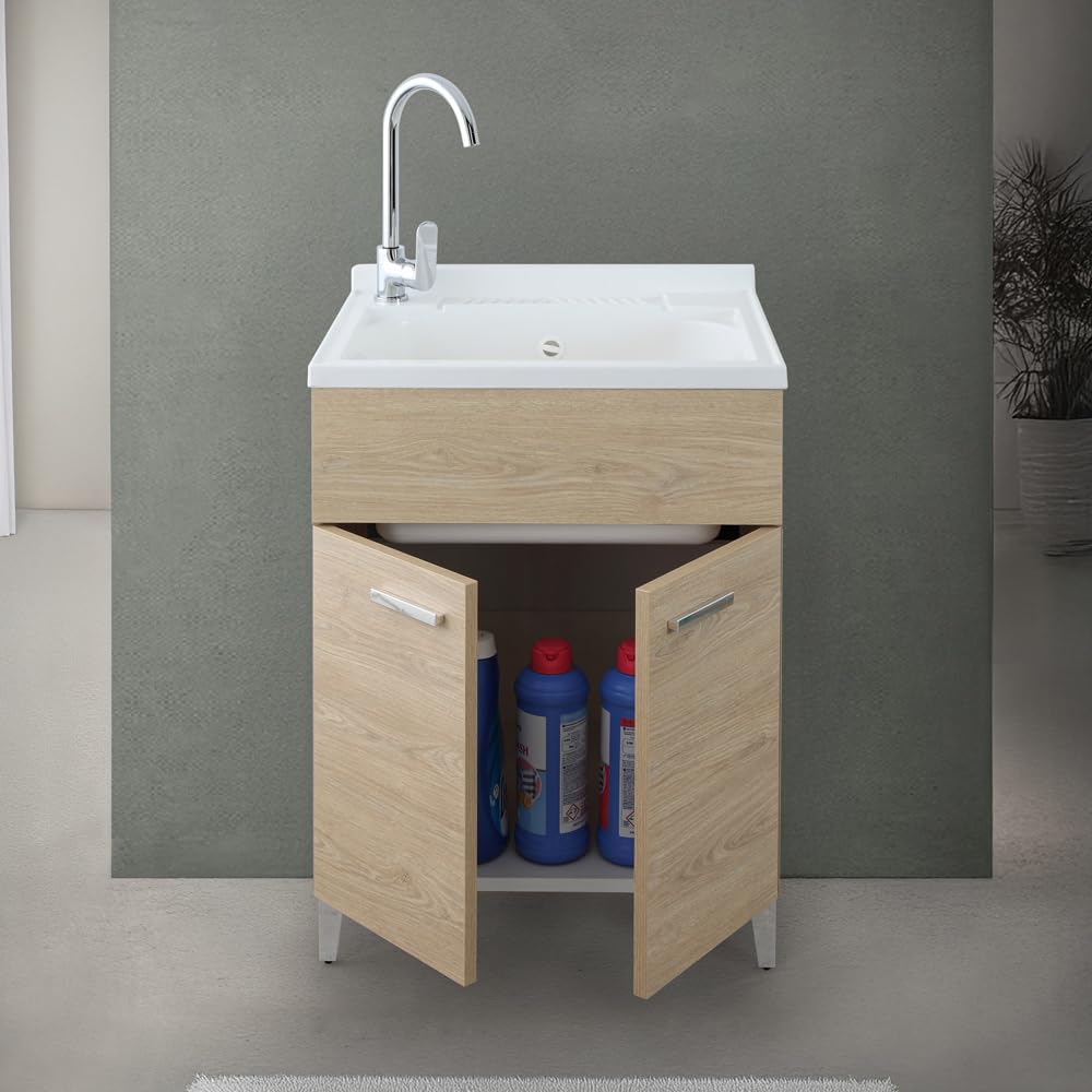 Mobile Lavatoio 60X50 Cm Con Vasca In Resina Bianca, Asse Lavapanni, Struttura In Legno Nobilitato Rovere Con Un’Anta Apribile Mediante Maniglia Cromata, Già Montato Con Kit Di Scarico Incluso