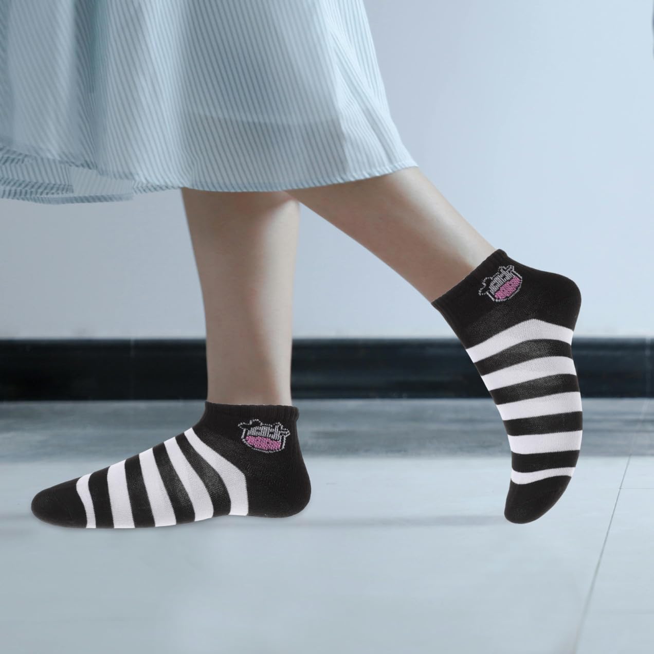 BESPORTBLE 5 pares Calcetines Cortos de Algodón para Mujer con Estampado de Vaca y Diseño Elástico y Transpirable para Adolescentes y Diario
