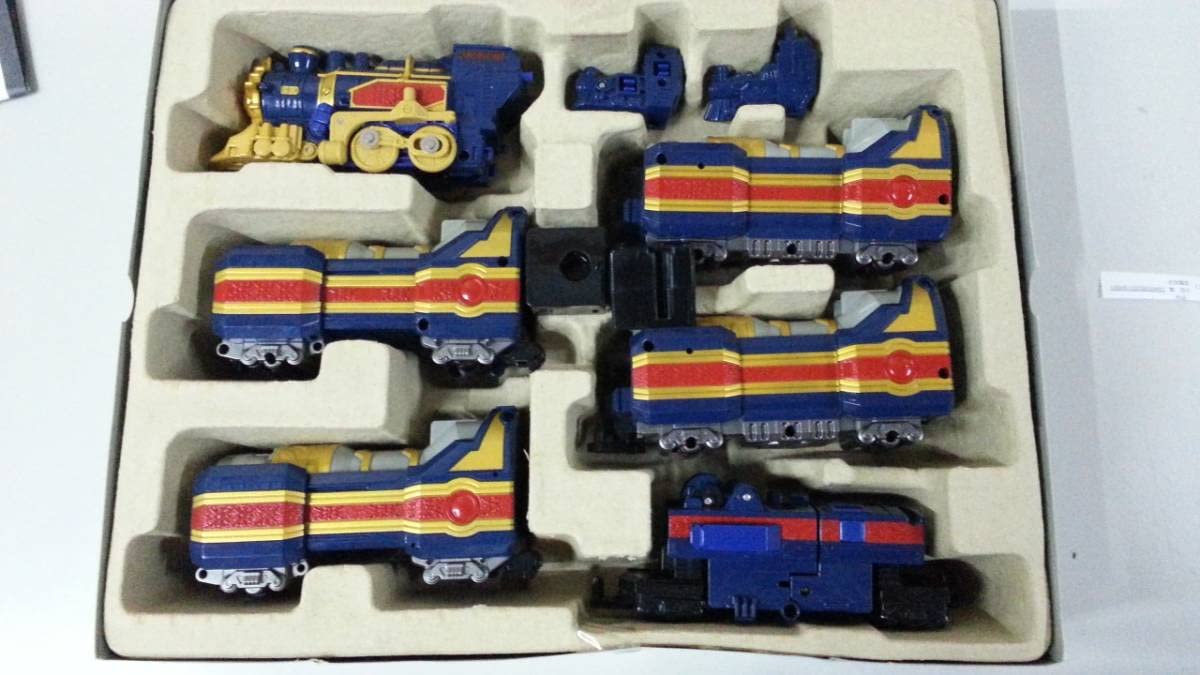 Amazon.co.jp: ＃ 魔法戦隊マジレンジャー 魔法鉄神DXトラベリオン