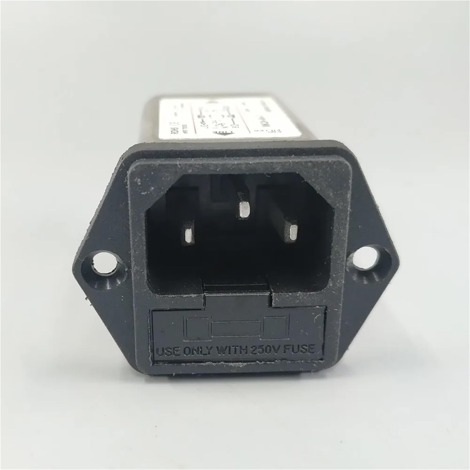 Module d'entrée IEC Prise d'alimentation secteur avec fusible Filtre EMI 6A 115V/250V 50HZ/60HZ