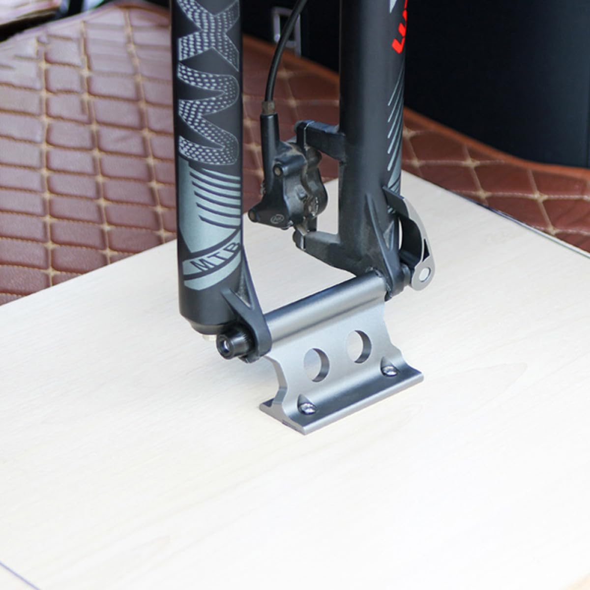 Support de Fourche de Roue Frontale pour Vélo en Alliage D'aluminium Levier de Libération Rapide, Lot de 2 Pièces pour Transport et Affichage Intérieur