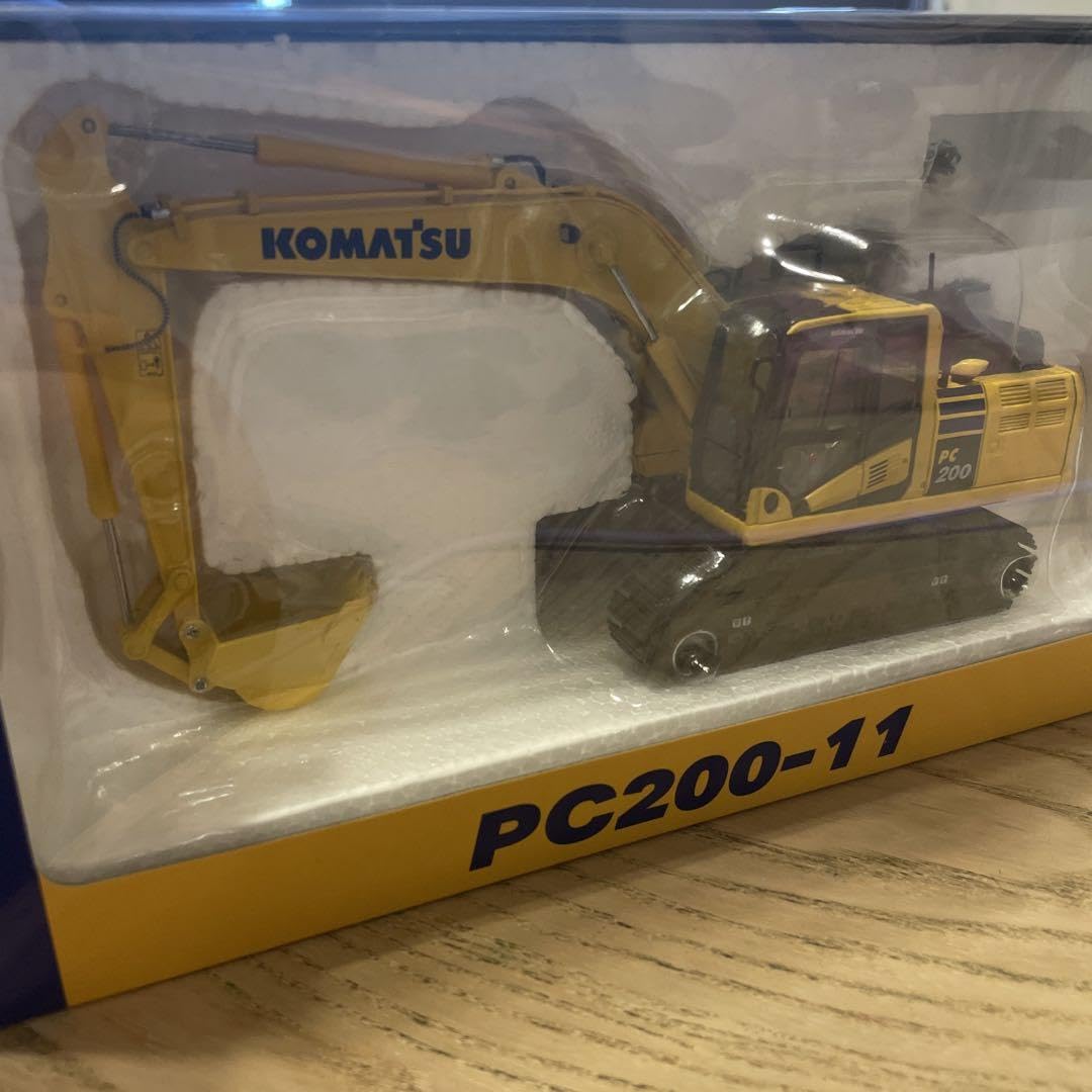 コマツ建機 PC200-11 ミニチュア重機 1/50 新品未開封 Amazon.co.jp: コマツ建機 PC200-11 ミニチュア重機 1/50 : おもちゃ