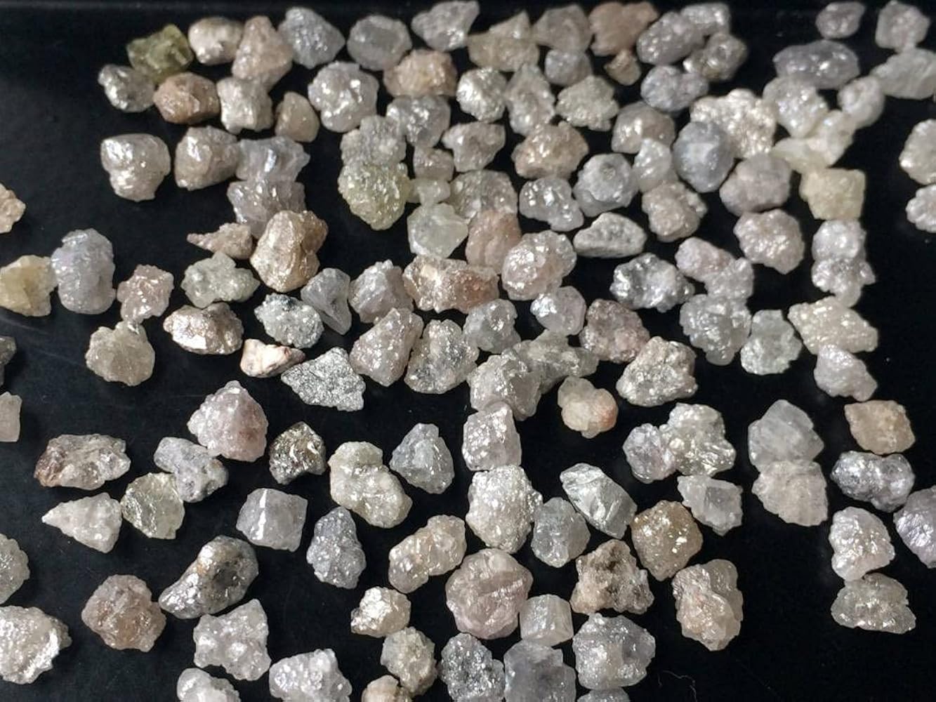 Diamants Bruts Gris Naturels - Lot De 10 Carats - Taille 3 à 5 Mm - Afrique Du Sud