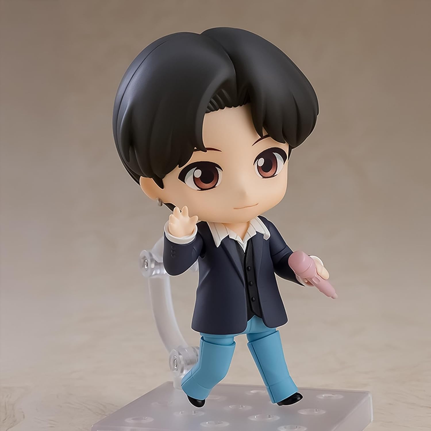 Good Smile TinyTAN: SUGA Nendoroid Action Figure,Multicolor