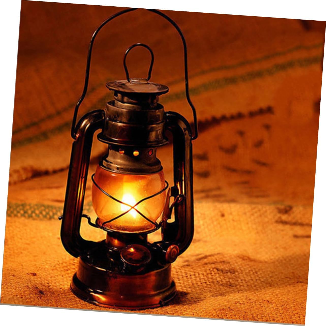 Cabilock 2pcs Vintage Iron Portable Kerosene Lamp Wick Warm Light Oil Lamp for Home Office Decor Party