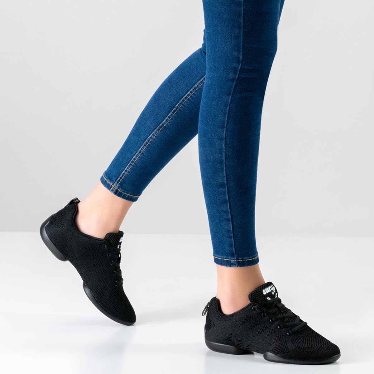 Anna Kern Suny Damen Dance Sneakers 120 Bold - Textil Schwarz - Normalweite - 1 cm Sneaker Absatz - Geteilte PU Sohle