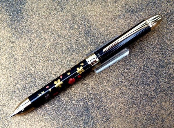 緑色マーブルボールペン 本体 キーホルダー イニシャル変更可 樹脂