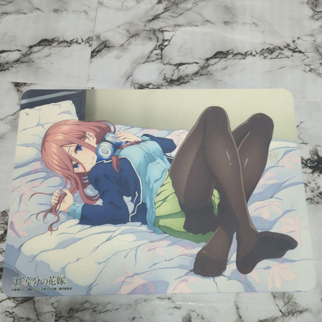 Amazon.co.jp: 五等分の花嫁 中野三玖 ラバーマット プレイマット