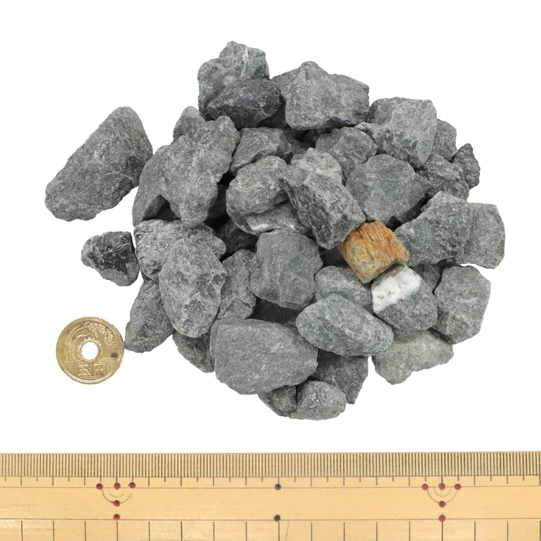 5号砕石 庭砂利 20-13㎜ 2tダンプ 1.2立米 福岡県 配達販売専門