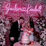 🎁【Perfektes personalisiertes led Neon Schild】 Individuelle led custom neon licht sign sind ein tolles Geschenk, leuchtschild als Geburtstagsgeschenk, Jubiläumsgeschenk, Abschlussgeschenk, Weihnachtsgeschenk für Eltern, Freunde, Kollegen oder Ehefrau verwendet werden kann. Neon light wird häufig bei Hochzeiten, Junggesellenabschieden, Hochzeitsbanketten, Geburtstagsfeiern, Themenpartys und anderen Feierlichkeiten verwendet.