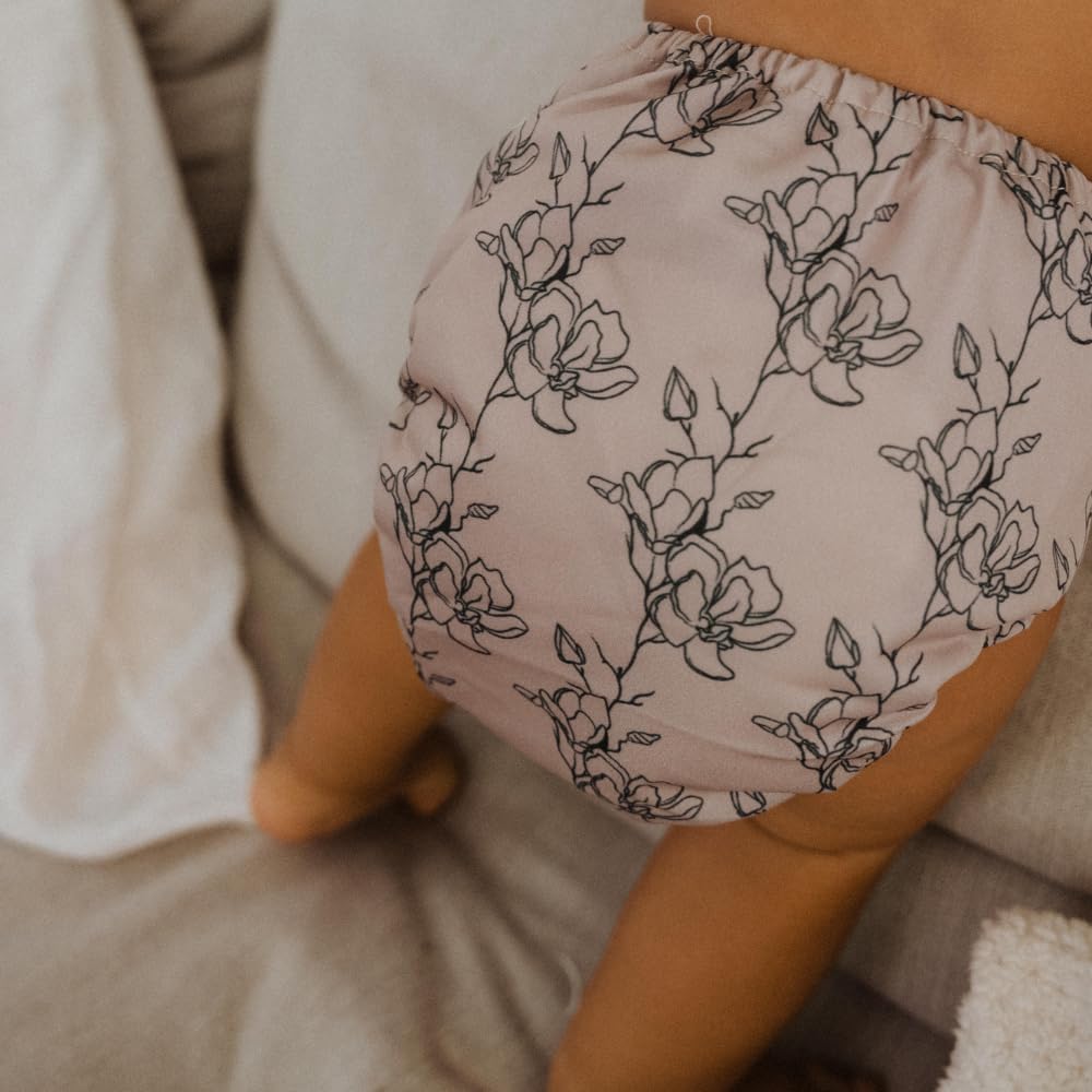 Nora's Nursery Paquete de 7 pañales de tela con 7 insertos y 1 bolsa húmeda, funda impermeable, lavable, reutilizable y tamaño único, pañales de bolsillo ajustables para recién nacidos y niños
