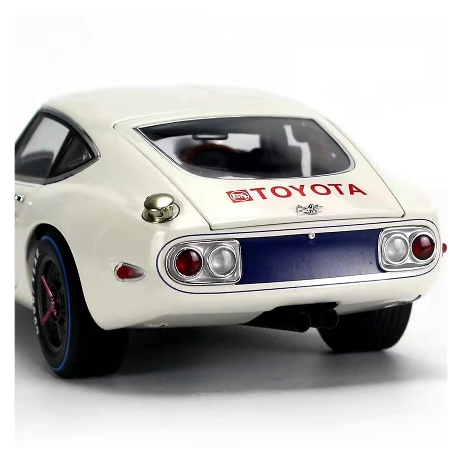 Amazon.co.jp: ミニカー スケールモデルカー 1/18 トヨタ 2000GT