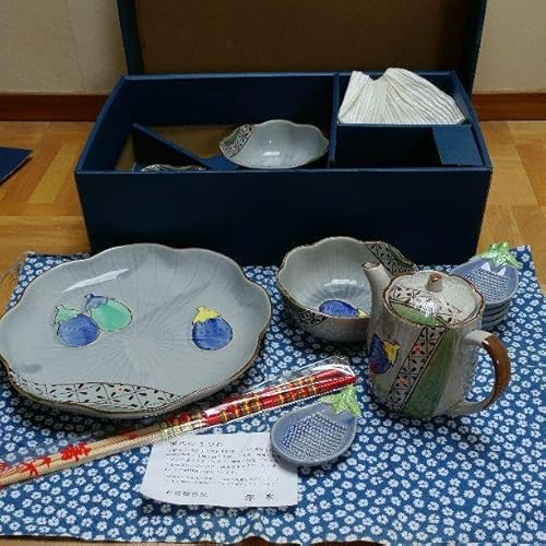 翠泉 陶器セット 大皿 直径23cm 1枚 取り鉢 直径13cm 5枚 薬味下ろし皿 長い径9cm 5枚 調味料入れ 蓋を除く高さ10cm 1個 取り箸 1膳