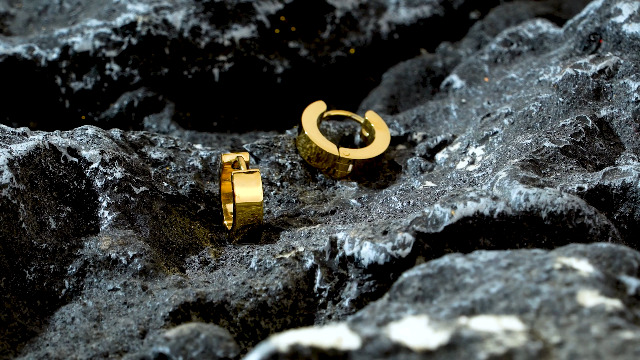 jentlouis Melt half hoop pierce 片耳　新品 14K Solid Gold Hinged Clicker Hoop, Daith Hoop Earring, Cartilage