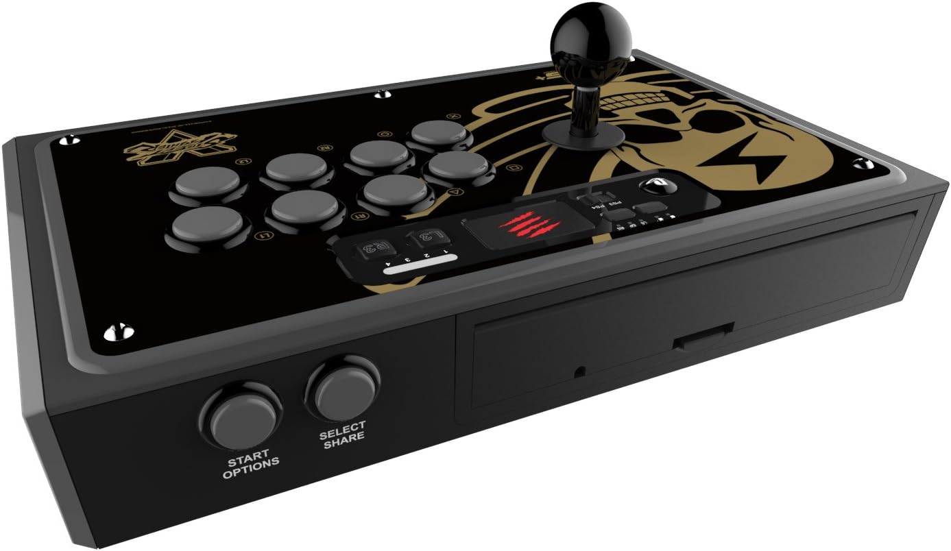 جانب view of the Mad Catz Street Fighter V Arcade FightStick TES+ showing Start and Share buttons