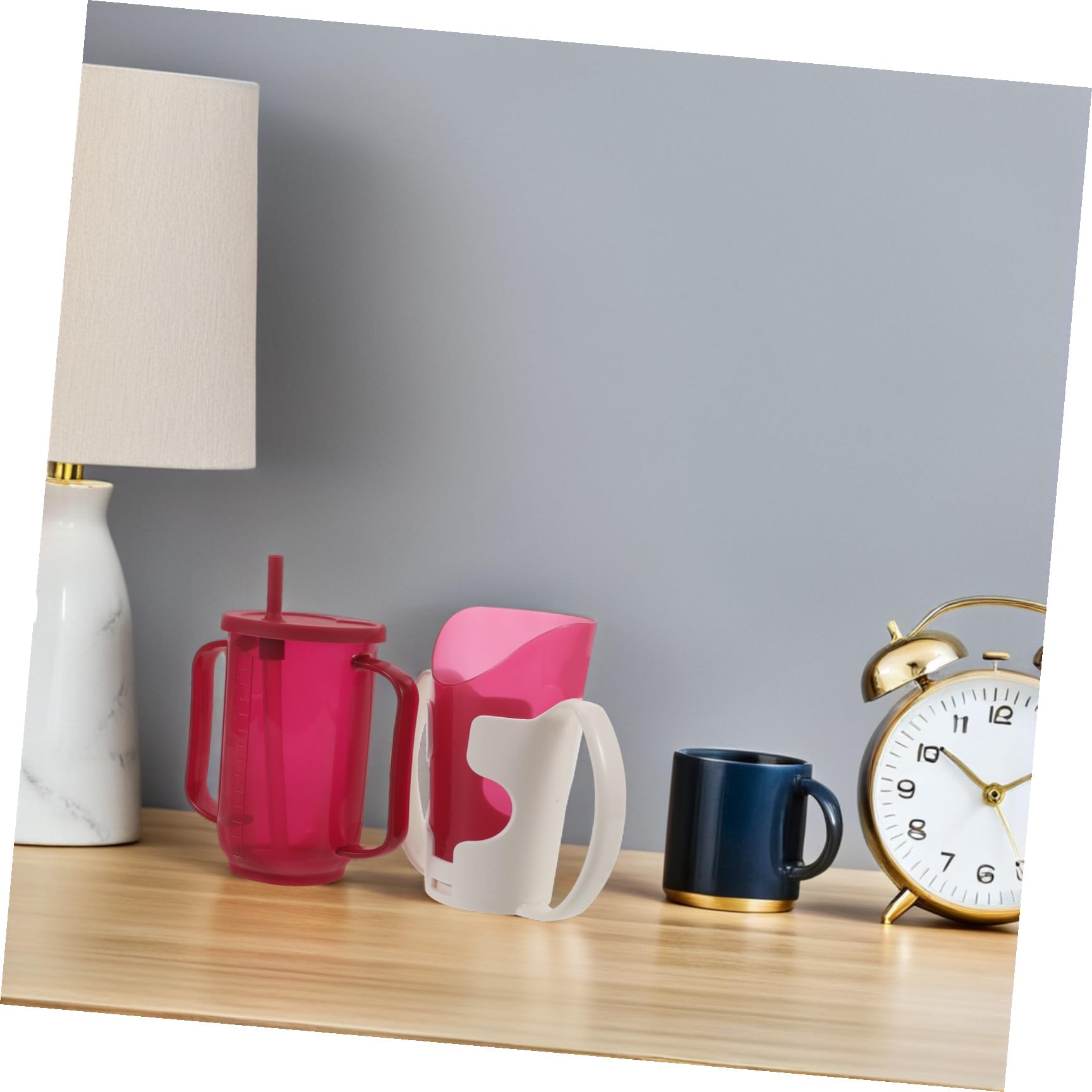 GALPADA Tazza Anti-Rovesciamento per Anziani Beccuccio Ergonomico Bicchiere Infrangibile da 250 Ml per Assistenza Infermieristica a Pazienti Costretti a Letto Set 2 Pezzi per Uso