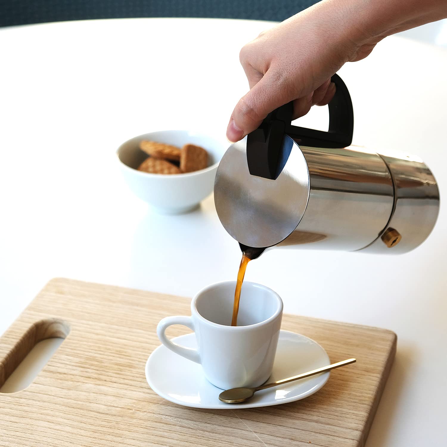 Gnali & Zani CHICCA Espressokocher | Edelstahl | Für 6 Tassen | Alle Herdarten inklusive Induktion | Edelstahl Espressokocher | Kunststoff Griffe | Moderner Camping Kaffeekocher | Moka-Kanne, Kunststoffgriffe, für italienischen Kaffeegenuss, zeitloses Des