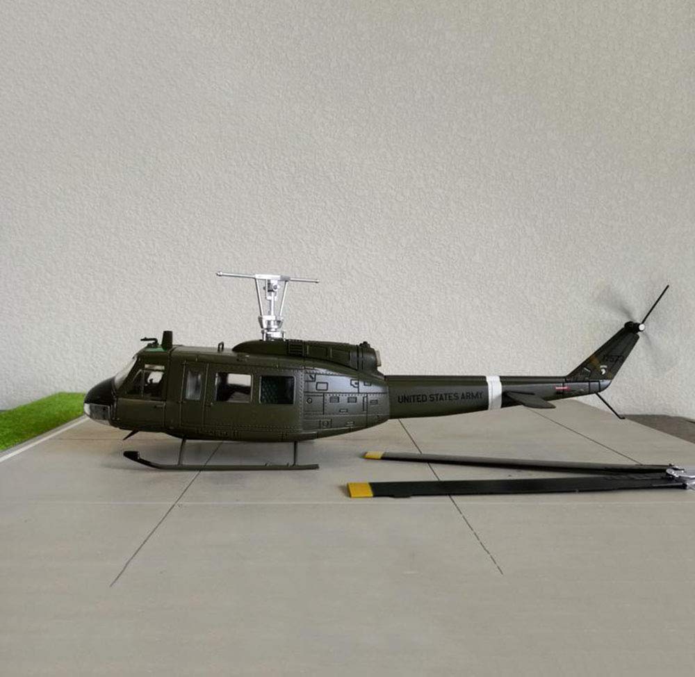 Amazon.co.jp: 1/72スケール軍事UH-1Hヒューイヘリコプター米軍合金