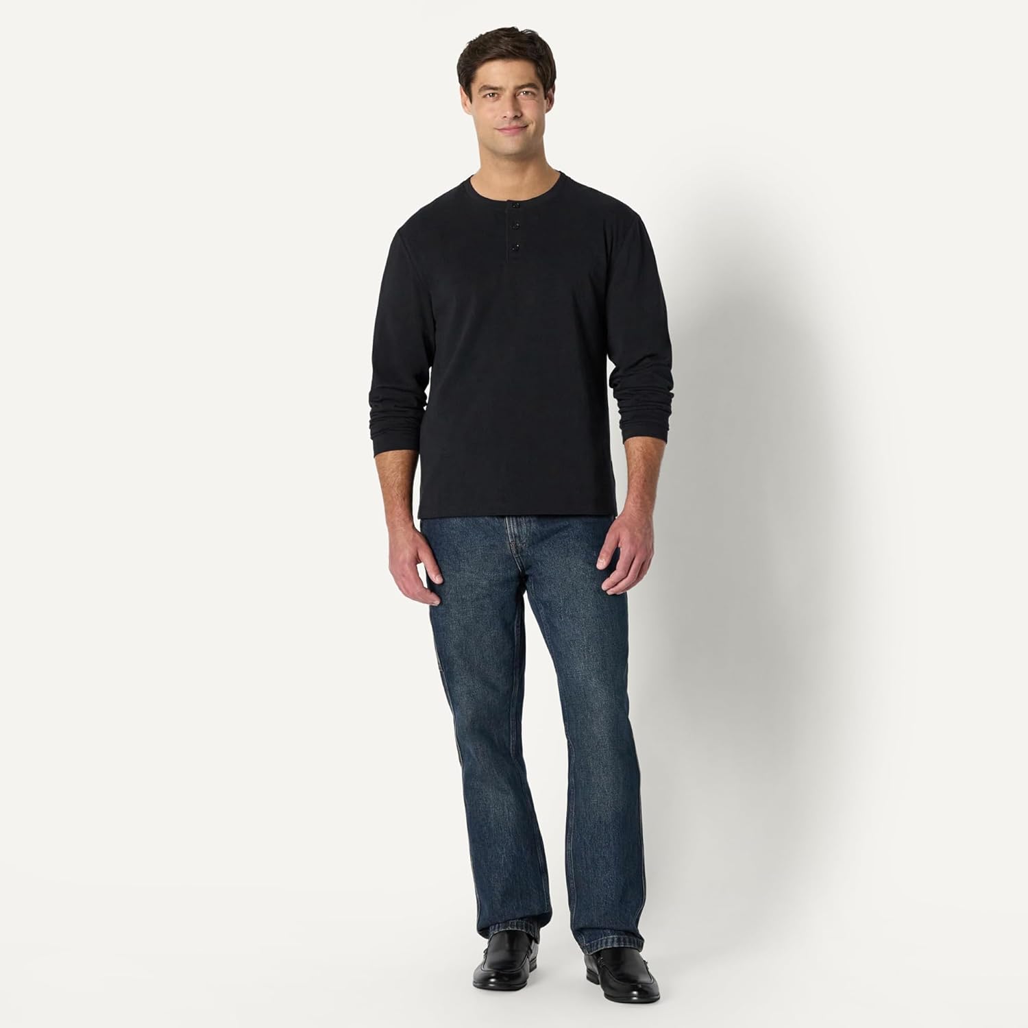 Amazon Essentials (Demi's Pick) Men's Relaxed-Fit Long Sleeve Henley - Image 3