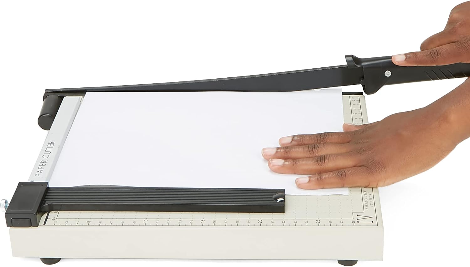 Mind Reader METRIM-BLK Metal Paper Trimmer, Adjustable Guide and Automatic Lock Clamp with Guidelines, Capacity 10 Pages, 18"L x 10"W x 1.5"Th, Black