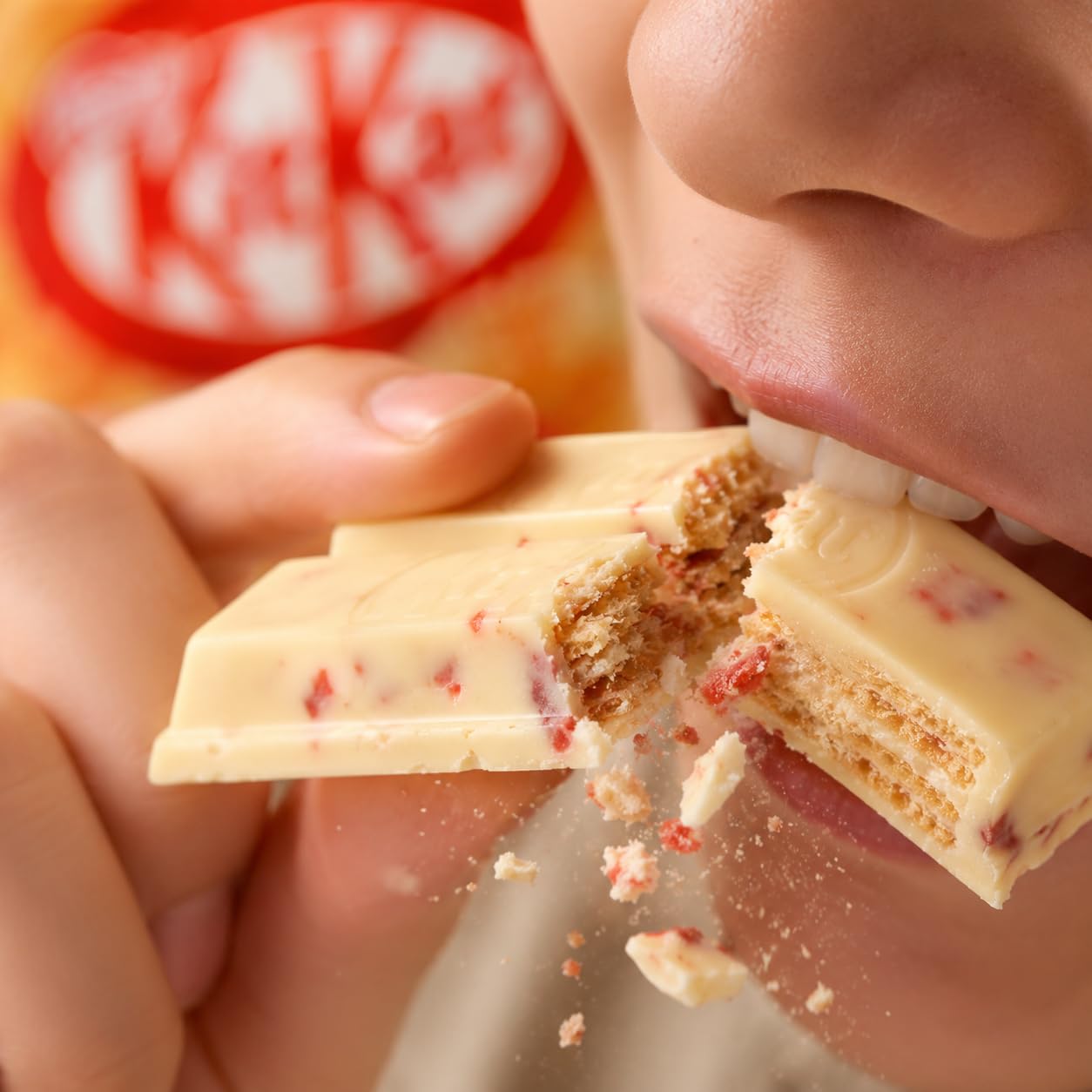 Amazon | ネスレ キットカットストロベリーチーズケーキ味 10枚入