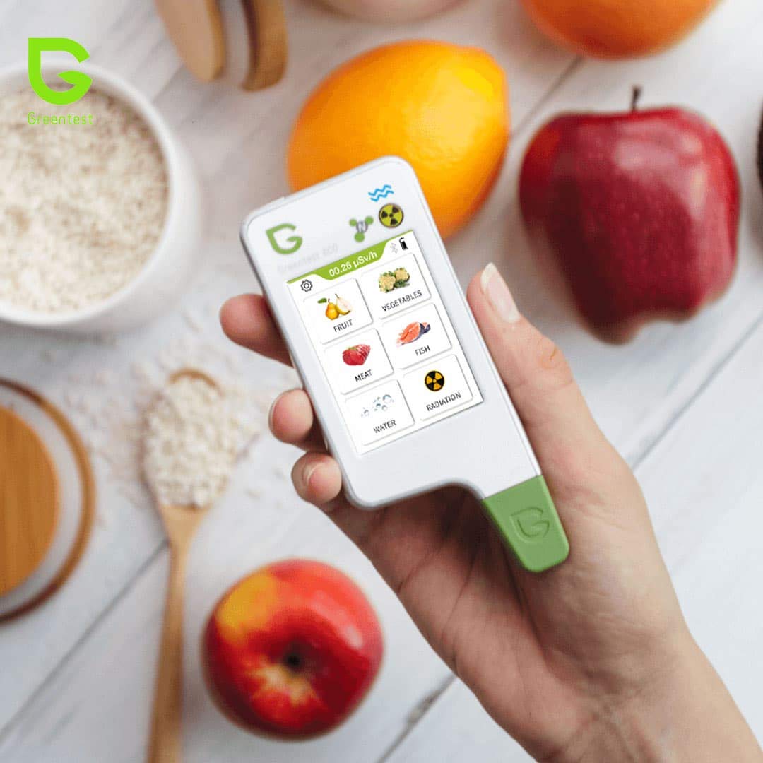 Cyfrowy tester Greentest ECO 6 do określania stężenia azotanów w owocach, warzywach i mięsie, pomiaru promieniowania i pomiaru jakości wody TDS