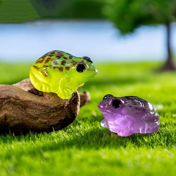 120 Pcs Luminous Mini Resin Frog Miniature Frog Figurines for DIY Fairy Garden Miniature Moss Landscape