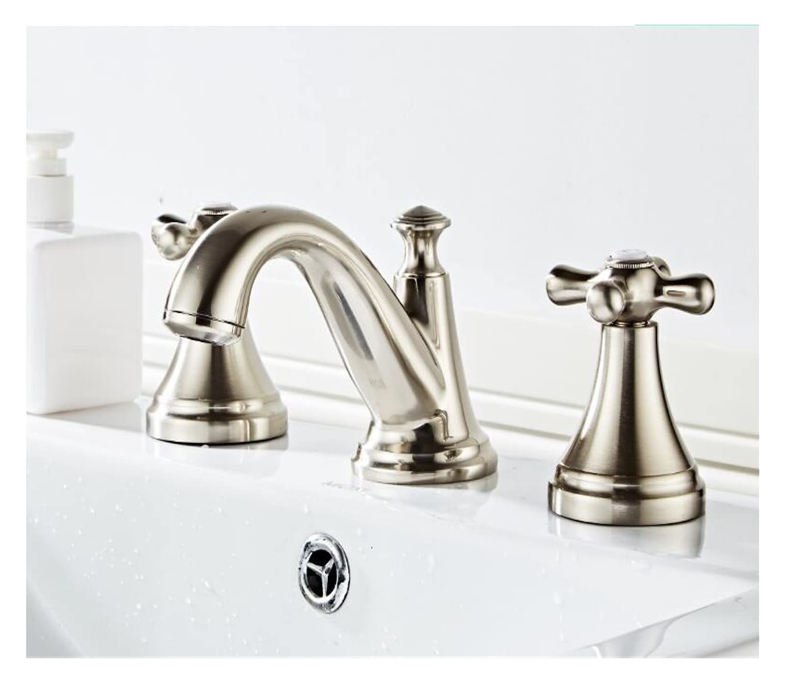 Robinet d'évier de 8 pouces en laiton massif au design unique et finition nickel de style rétro