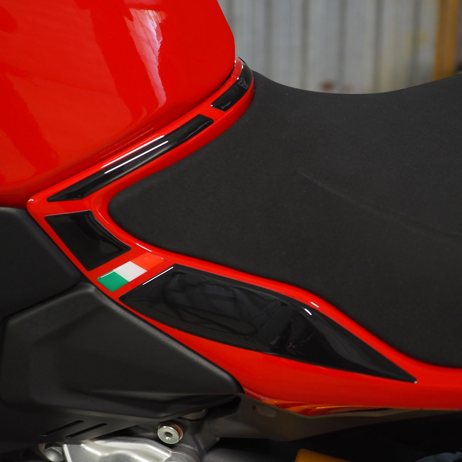 Autocollant Ducati Streetfighter V2 protection selle pour balades