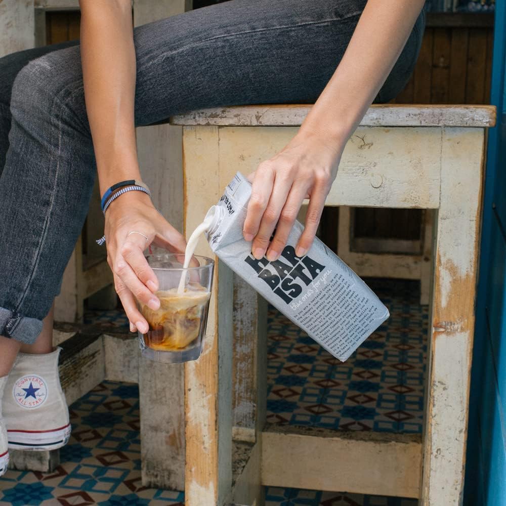Oatly - Boisson à l'Avoine - Édition Barista - 6 x 1 - Boisson d'Avoine Mousse - D'origine végétale - Durable - Riche en Graisses Insaturées - Pack Promoo
