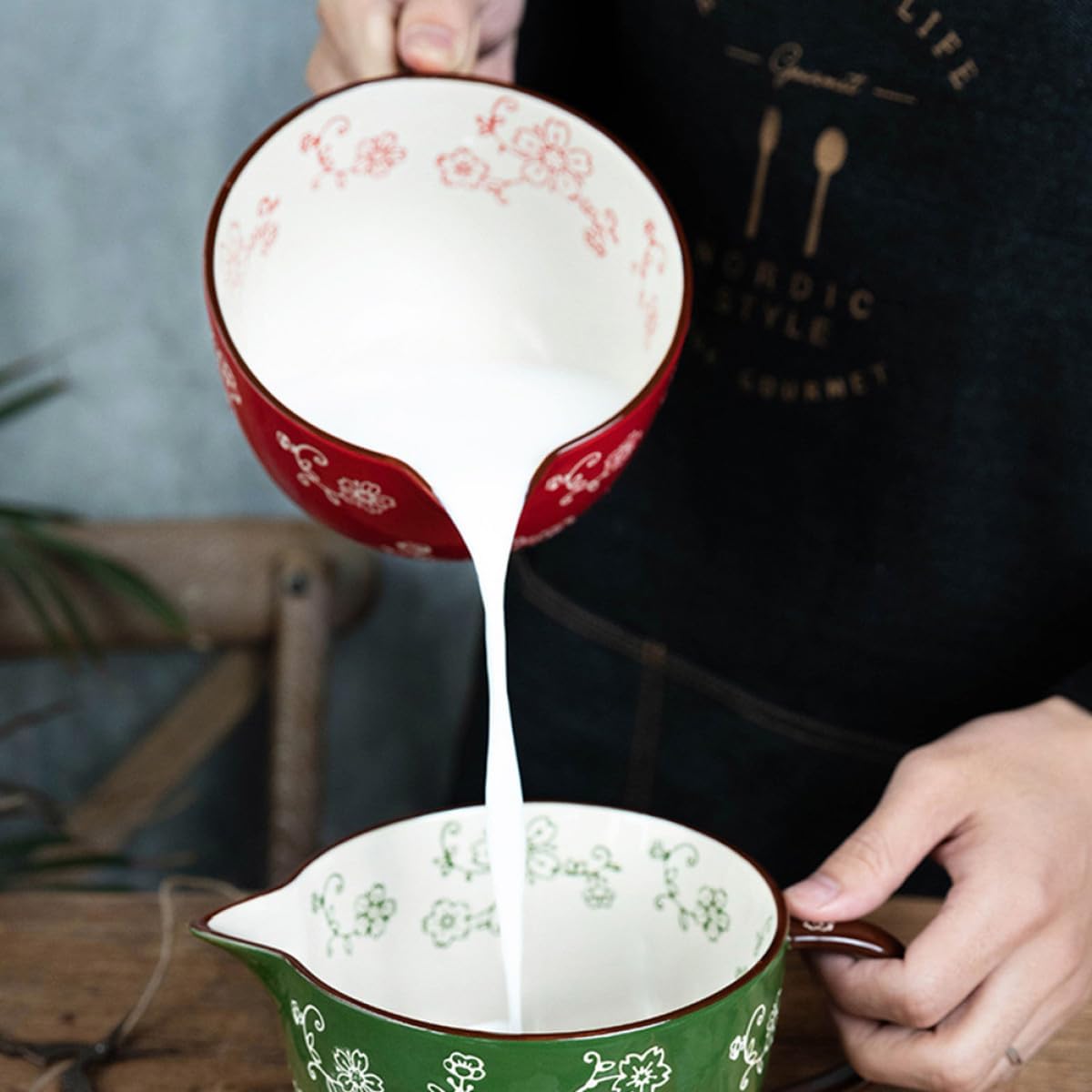 Ceramic Mixing Bowl with Pour Spout and Handle, Mixing Holder Kitchen Food Serving Bowl for Home Cooking and Baking