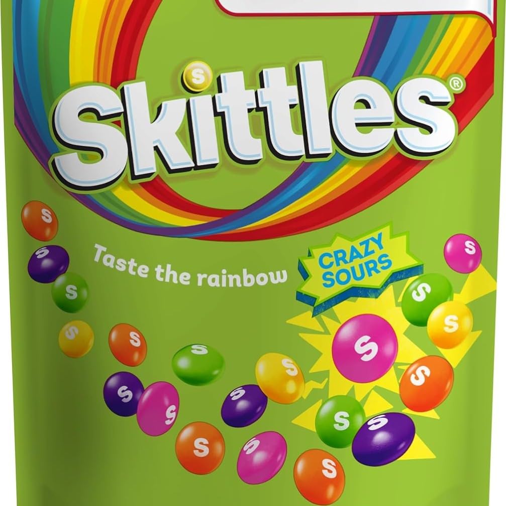 Skittles Crazy Sours, Caramelle Americane Rotonde Colorate alla Frutta dal Gusto Aspro, 15 confezioni da 136g ognuna, Regali Natalizi, Nuova versione