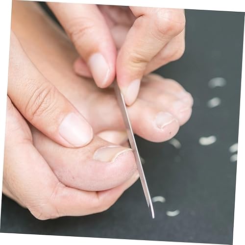 Miniatura 7 de Healifty Juego de herramientas de manicura y pedicura 9 en 1, kit de herramientas de corte de uñas resistente para familiares y amigos, color gris