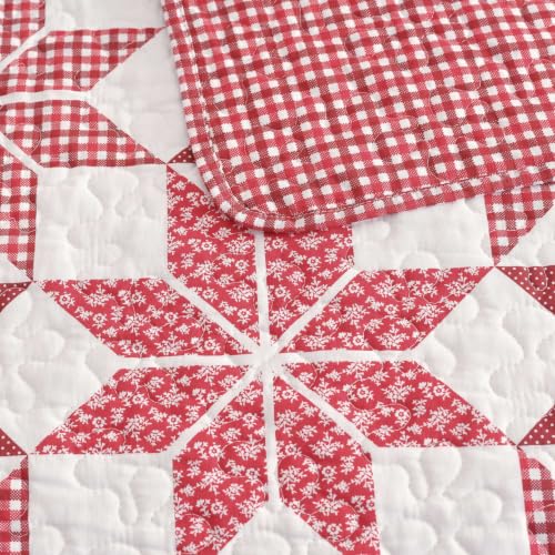 Image of Martha Stewart - King Cotton Percale Quilt with Shams, Reversible Bedding | 100% Cotton Percale, 80 /20 Cotton Blend Fill, Breathable, Reversible Star Patchwork, Includes 2 Shams, Machine Washable