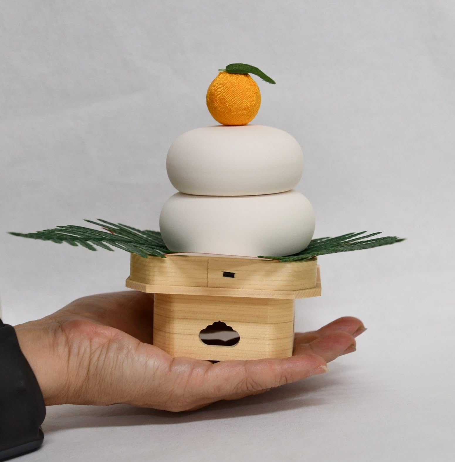 鏡餅　アメリカ　イタリア Amazon.co.jp: 正月飾りに◇お飾り鏡餅 陶器製◇何度も使える