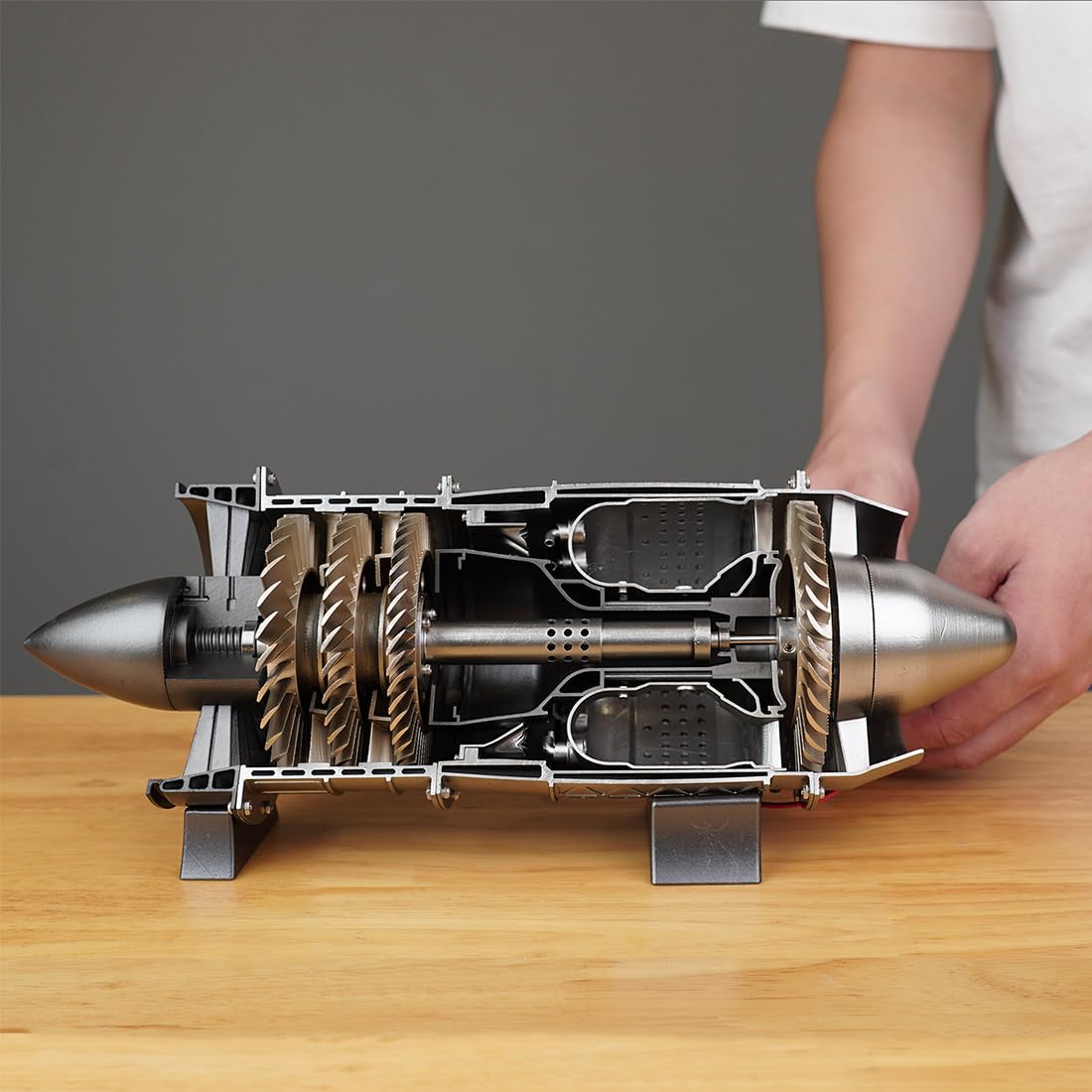 Amazon.co.jp: VIVEE ターボジェットエンジンモデル WP-85 ターボ