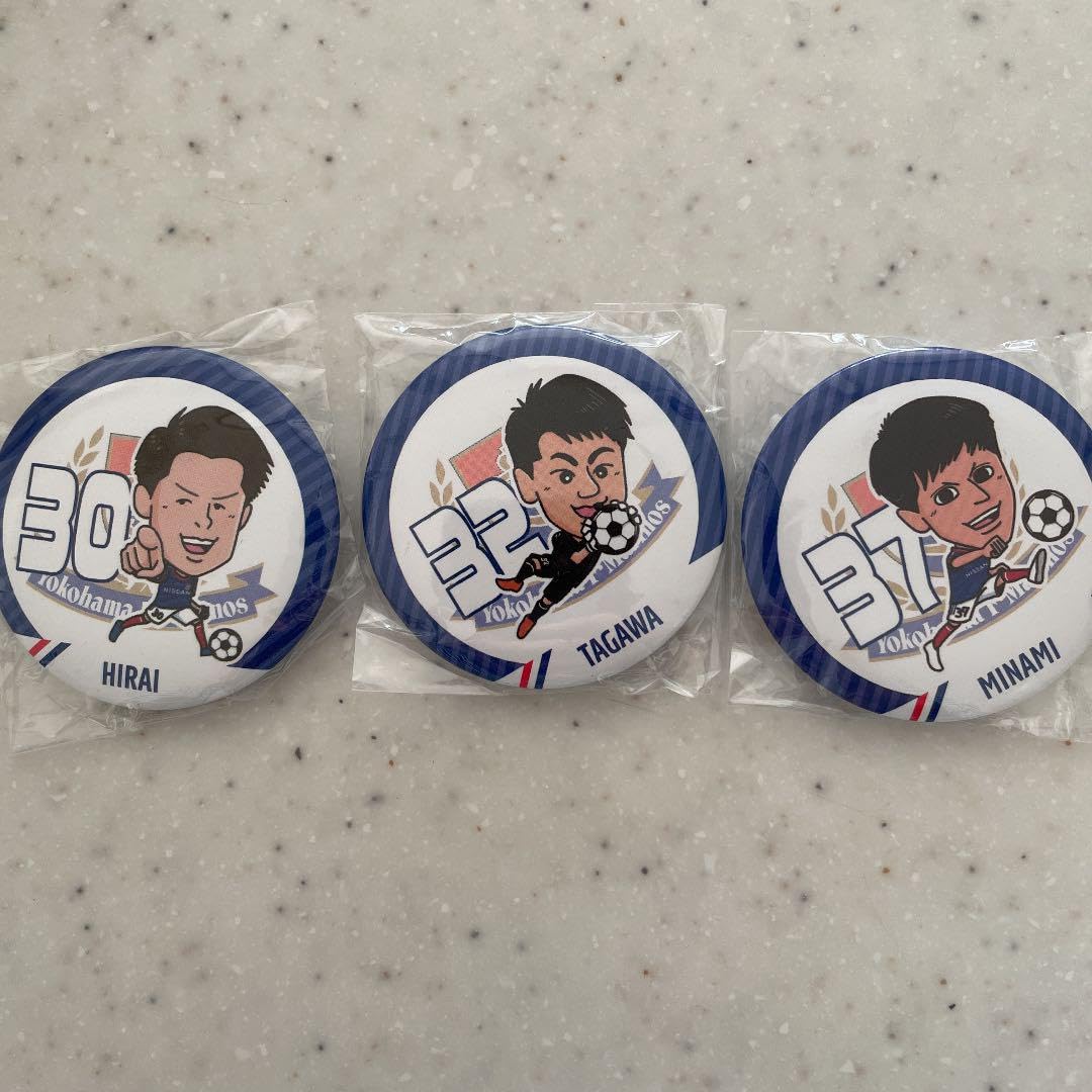 YOKOHAMA MARINOS⚽　缶バッチ Amazon.co.jp: Yokohama F Marinos Secret Can Badge Jun