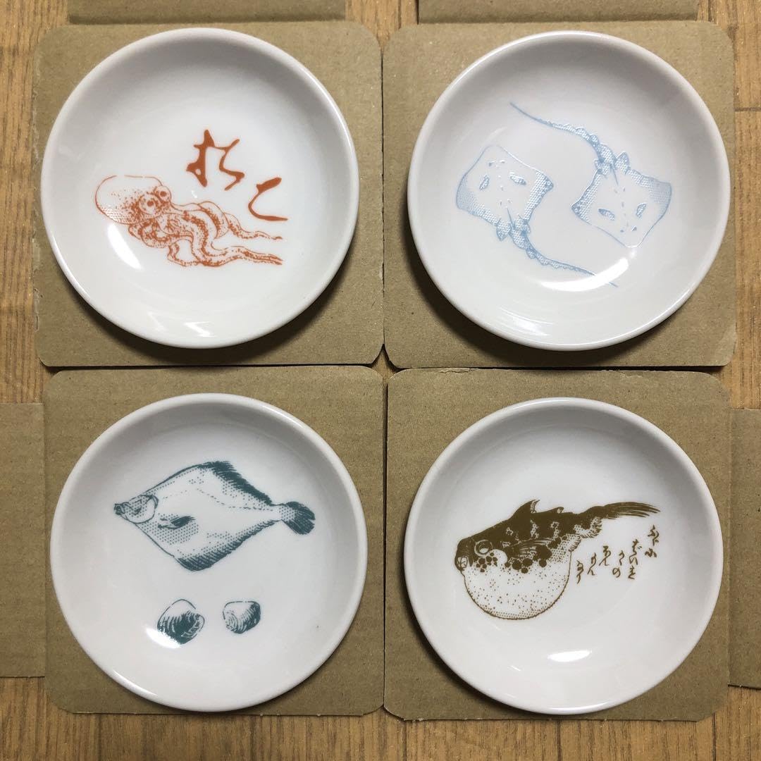 Amazon.co.jp: 葛飾北斎 一番くじ F賞 鮮魚の小皿 4種 : おもちゃ