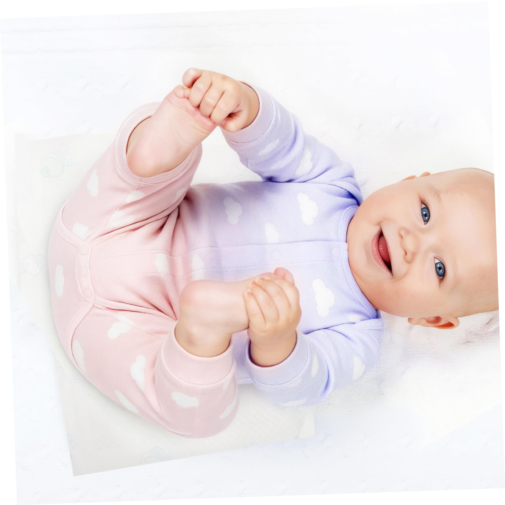 Einweg Wickelunterlage für Babys, 50 Stück, Weiß, Baumwolle | Neugeborene, Reisetauglich, Atmungsaktiv und Kompakt, Schützt Zuverlässig vor Nässe