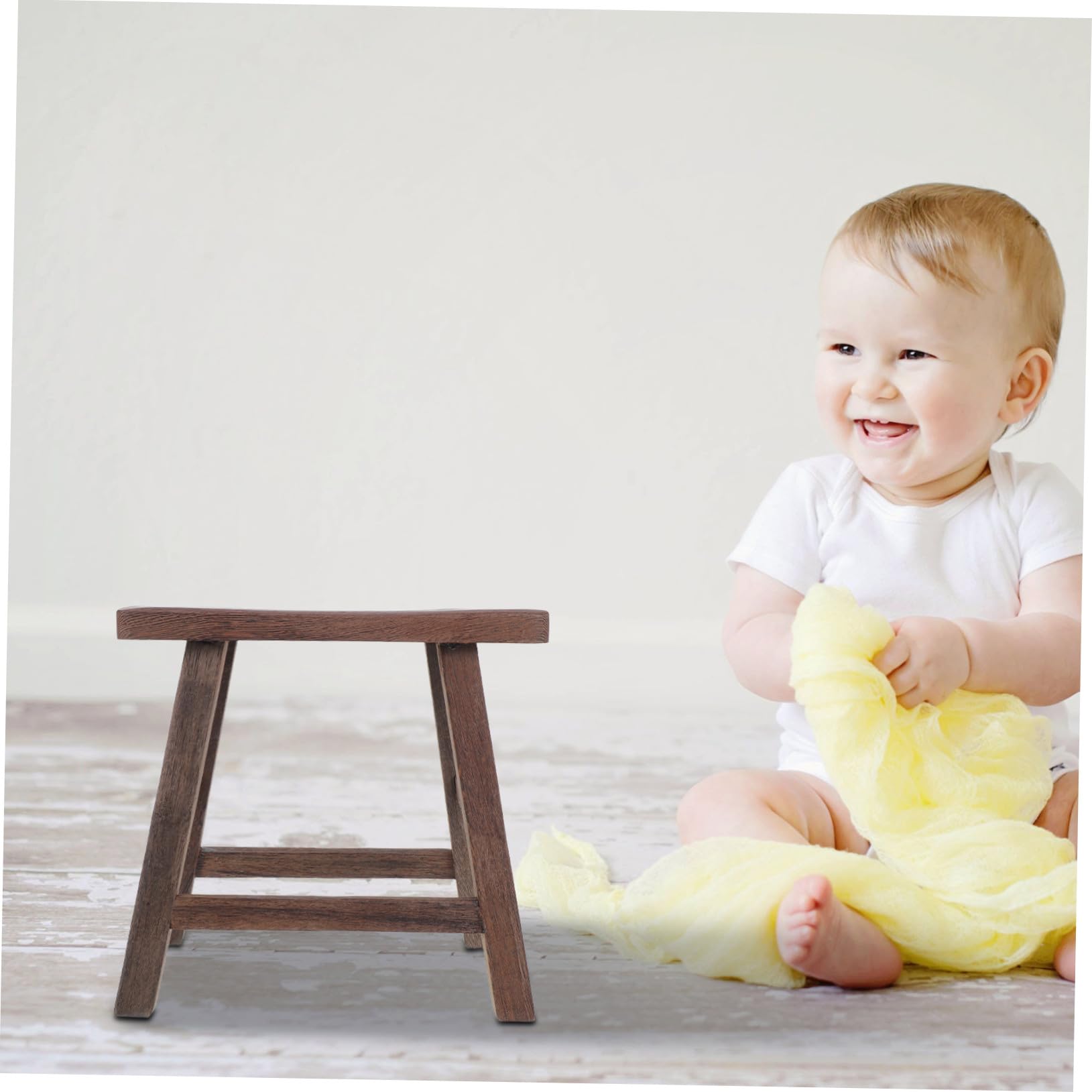 HANABASS Taburete Pequeño de Madera para Niños Ligero y Portátil Diseño Elegante de ala de Pollo, Adecuado para Baño y Cocina, Banco Infantil de 28 Cm
