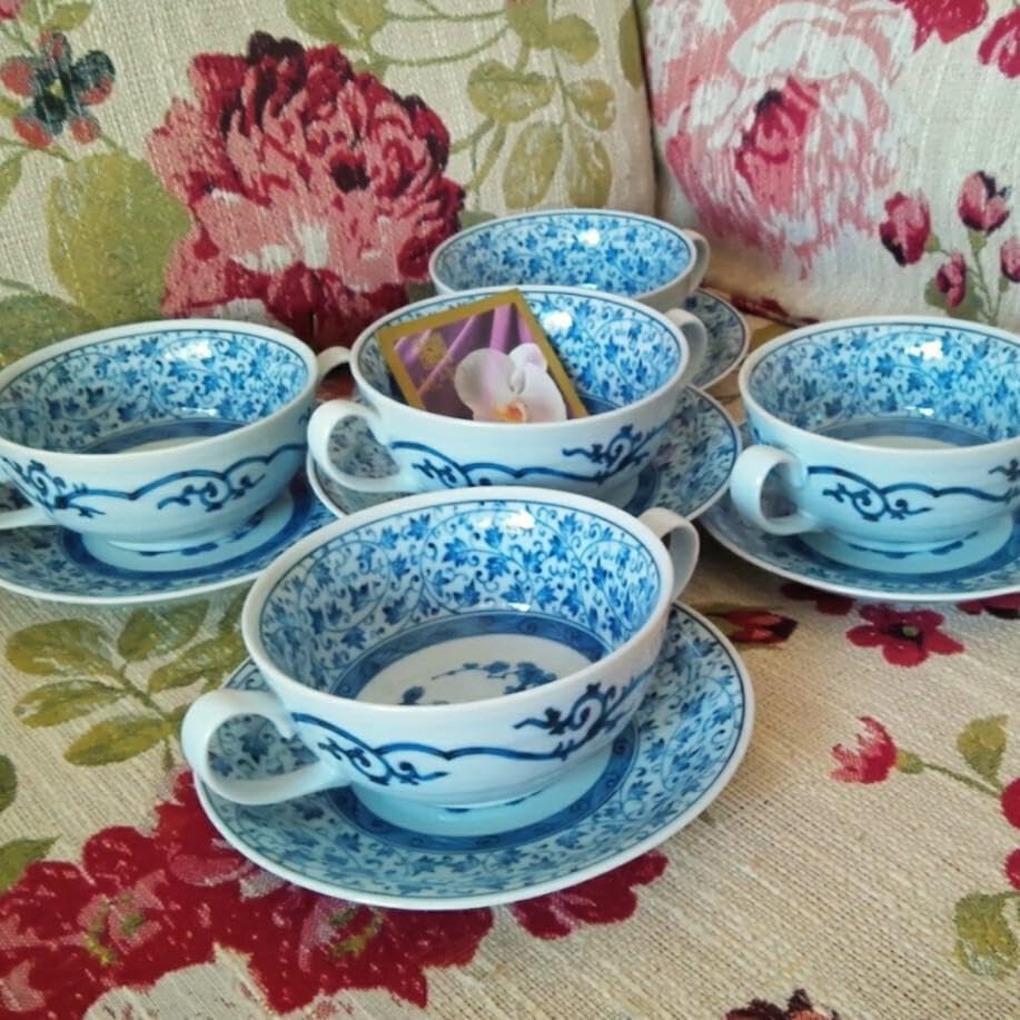 箱入10点 龍峰窯 染付スープ碗&皿 古伊万里唐草 箱入10点 龍峰窯 染付スープ碗&皿 古伊万里唐草