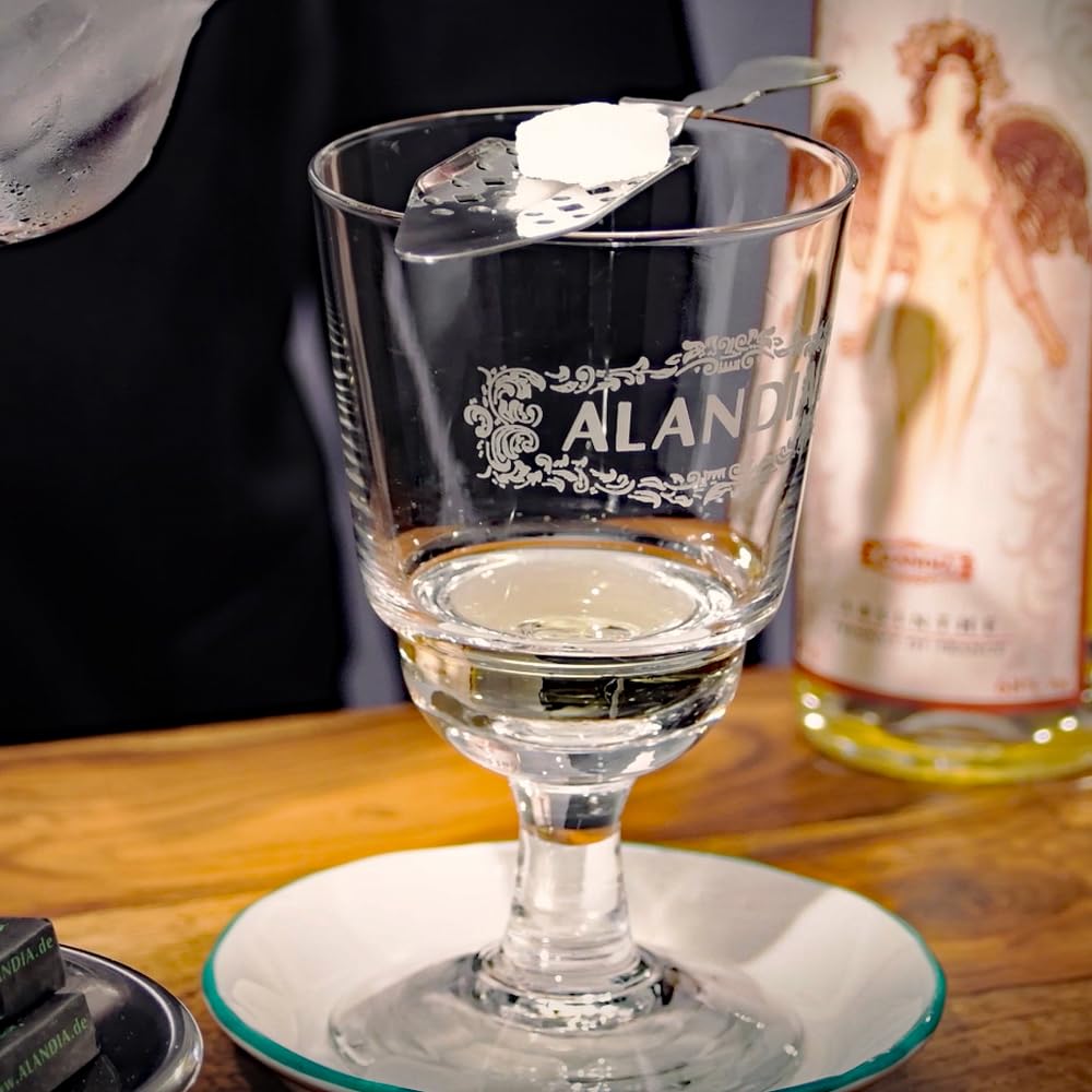 Absinth ohne Anis | Gold68 von ALANDIA | Anisfrei | Kein Lakritz-Geschmack | 68% | Mit Wermut Thujon | (1x 0,5 l)