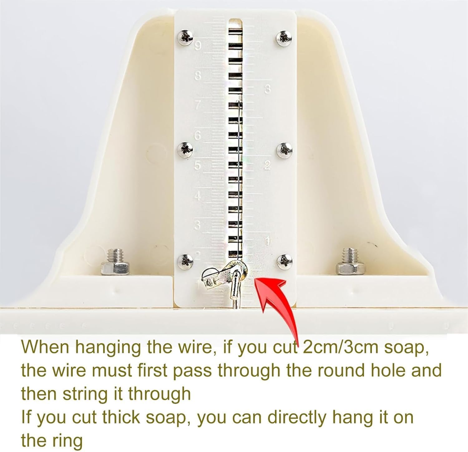 Questa Macchina di precisione per Il Taglio del Sapone, con taglierina in Acrilico Regolabile e misurazioni Accurate, è Ideale per la Produzione Fai-da-Te di Sapone e Formaggio.