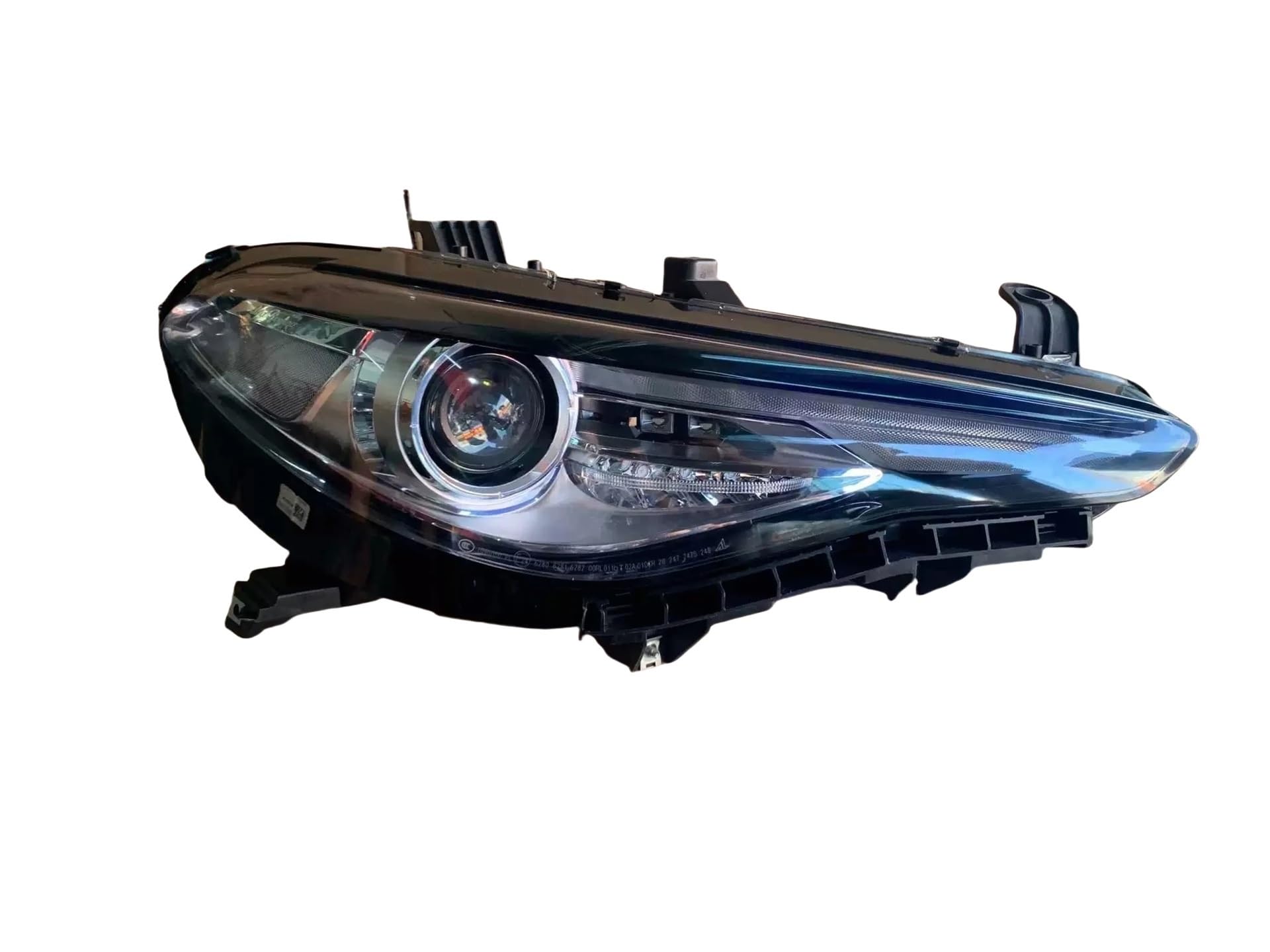 Compatible For Alfa Romeo Giulia 2017-21 LED Headlight Assembly DRL Daytime Running Light Turn Signal Car Accessories Right — view 3