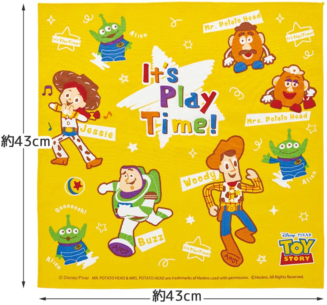 Amazon｜スケーター ランチクロス 43×43cm ディズニー トイ