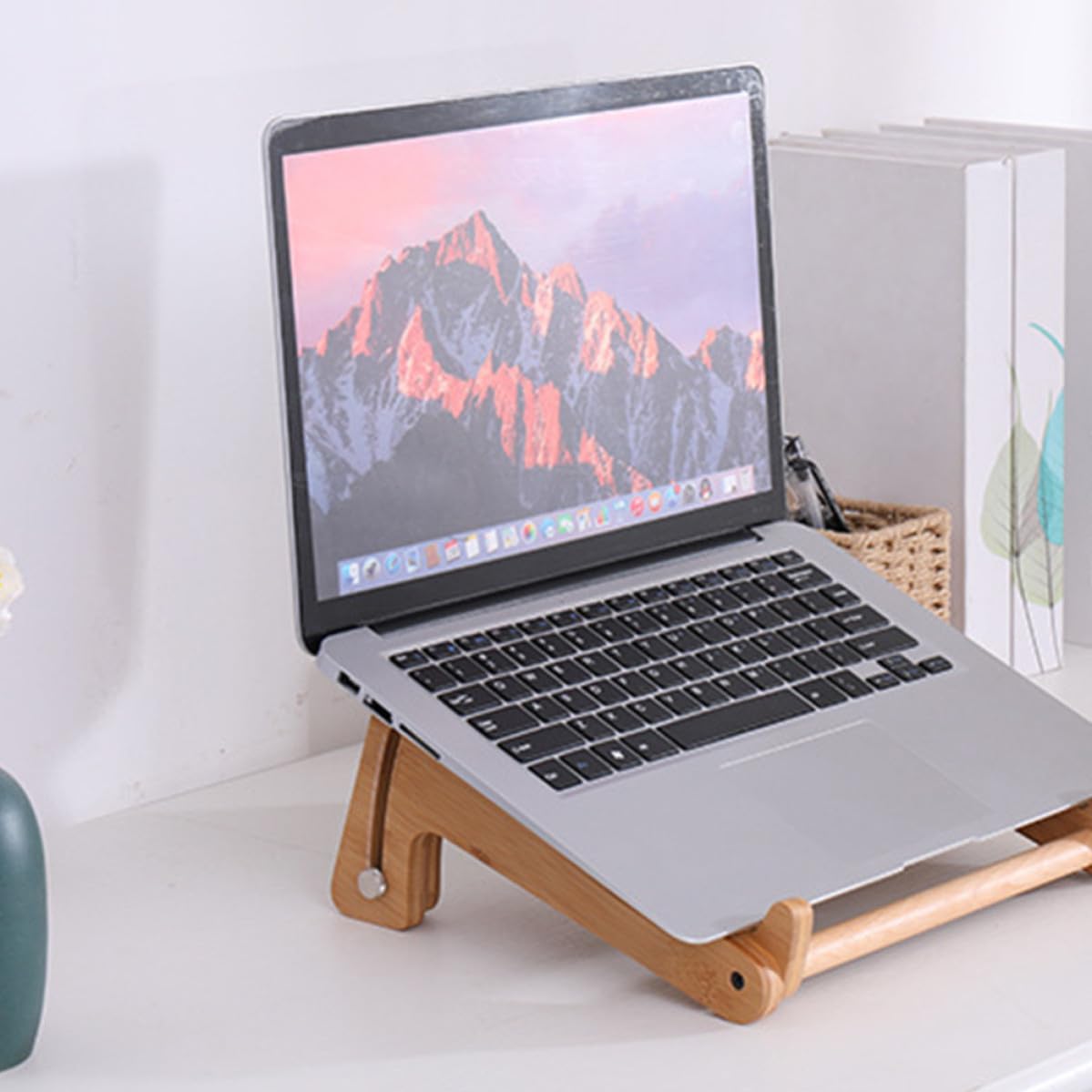 Supporto Laptop Regolabile in Legno Ripiano, Struttura Rialzata