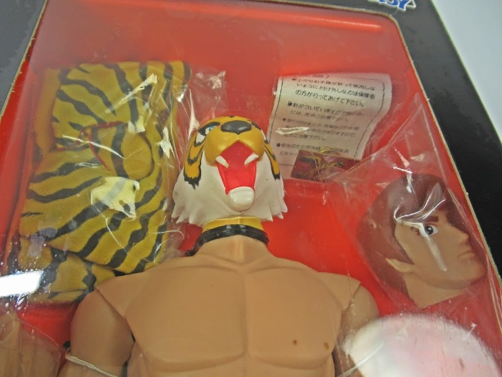 タイガーマスクミドルサイズ 伊達直人の姿に出来るマスク取れ仕様です♪ メディコム・トイ×中嶋製作所 タイガーマスク （ミドルサイズ